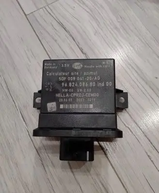 Citroen C4 I Picasso Light module LCM 9682408680