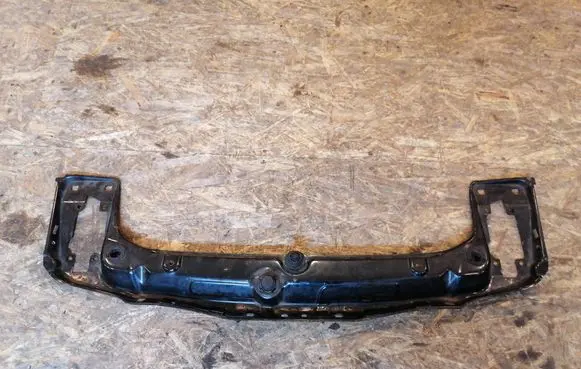 Top upper radiator support slam panel