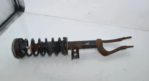BMW 5 GT F07 Front shock absorber with coil spring 6798151 31306775589 6775589