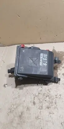 Citroen Jumpy Fuse box cover 9804681980