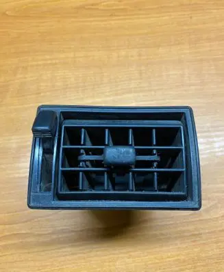 Volkswagen Polo II 86C 2F Dashboard side air vent grill/cover trim 867819701 867819709 867819709B