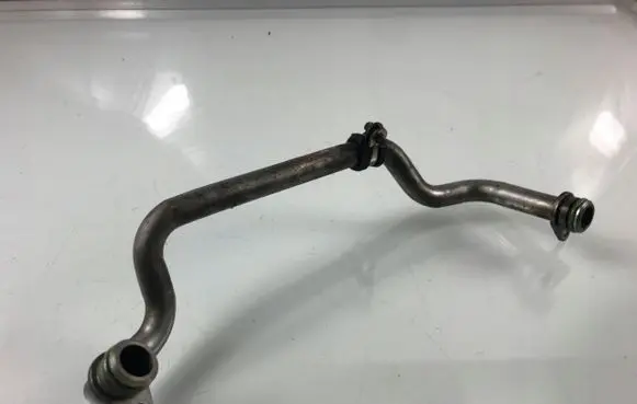 Mercedes-Benz E AMG W211 Gearbox oil cooler pipe/hose a2112705596