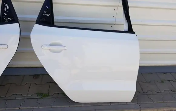 Volkswagen Polo V 6R Rear door