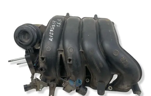 Toyota Avensis T270 Intake manifold 1028189S01