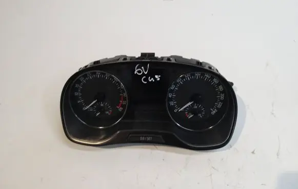 Speedometer (instrument cluster)