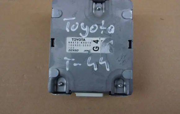 Toyota Yaris XP210 Other control units/modules 86572K0010