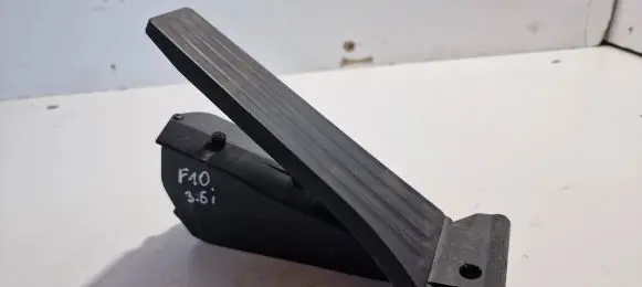 BMW 5 F10 F11 Accelerator throttle pedal 6859999