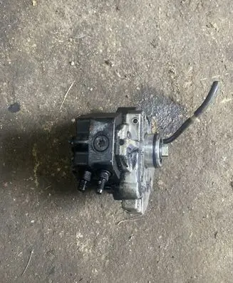 Volvo S60 Fuel injection high pressure pump