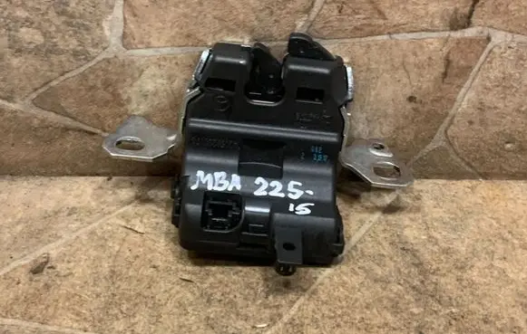 Mercedes-Benz C W205 Tailgate/trunk/boot lock/catch/latch A2059200176