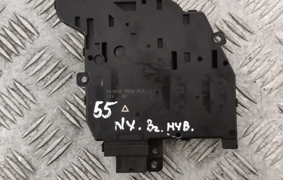Lexus NX A/C air flow flap actuator/motor 0638009004