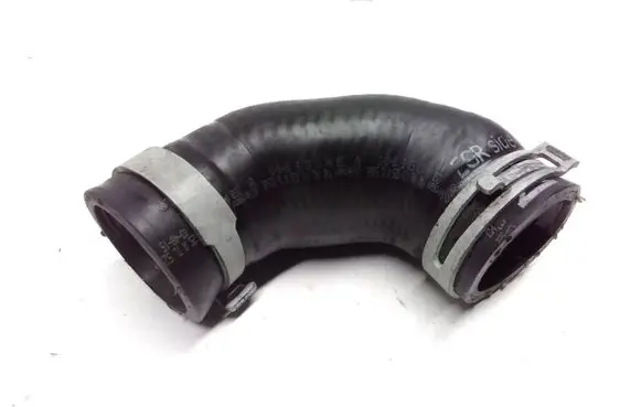 Volkswagen Tiguan Engine coolant pipe/hose 04L131521E