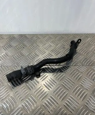 Audi A6 C7 Engine coolant pipe/hose 06E121044M