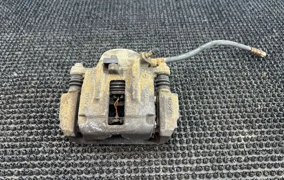 Mercedes-Benz Vaneo W414 Front brake caliper 