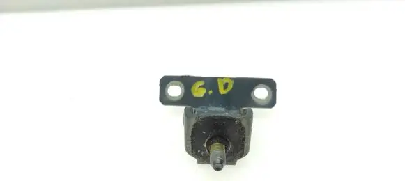 Mitsubishi Outlander Loading door upper hinge 