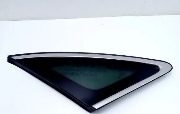 Rear side window