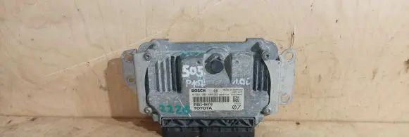 Peugeot 107 Engine control unit/module 0261S04464 896610H070 1039S34045