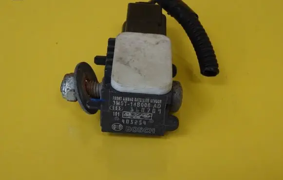 Ford Focus Airbag deployment crash/impact sensor 3M5T-14B006-AD