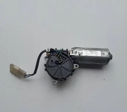 Renault Laguna I Rear window wiper motor 0390206422