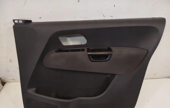 Volkswagen Amarok Front door card panel trim 2H0867166H