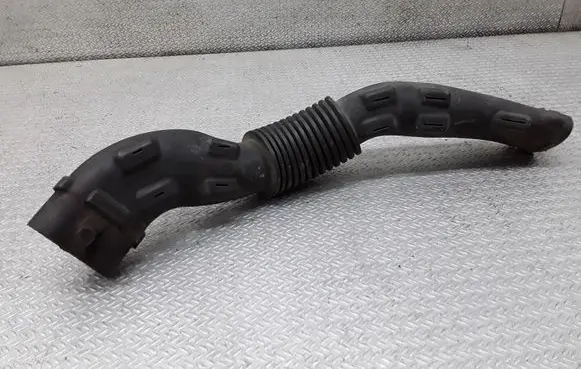 Dacia Logan Pick-Up Air intake duct part 8200431098