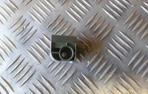 SsangYong Kyron Airbag deployment crash/impact sensor 8627009000 5WK43605