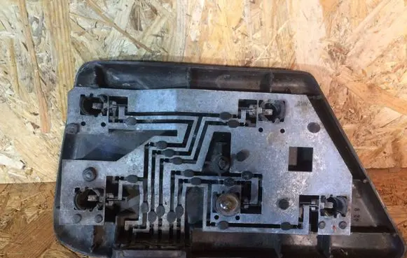 Tail light part