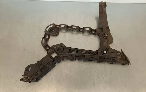 Volkswagen PASSAT B8 Rear bumper mounting bracket 3G9807356
