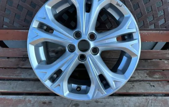 Ford Grand C-MAX R17 alloy rim 