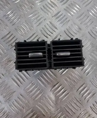 Opel Insignia B Rear air vent grill 39017310