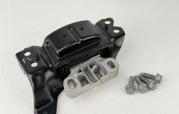 Audi A1 Engine mount bracket 2Q0199555 087G01724