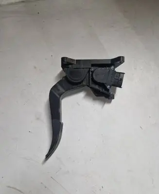 Mercedes-Benz Vito Viano W639 Accelerator throttle pedal 0281002563 A6393000704