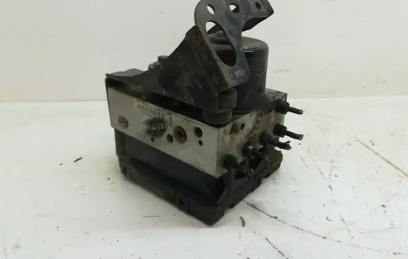 Volkswagen Sharan ABS Pump 7M3907379B