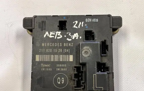 Mercedes-Benz E W211 Door control unit/module 2118201526 356805