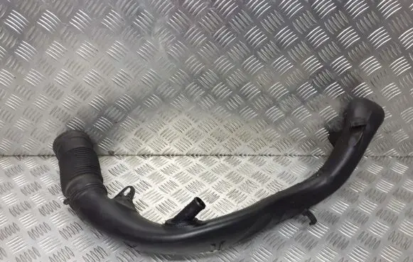 Citroen C5 Air intake hose/pipe 9635436580