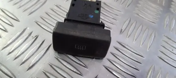 Nissan Primera Windscreen/window heater switch
