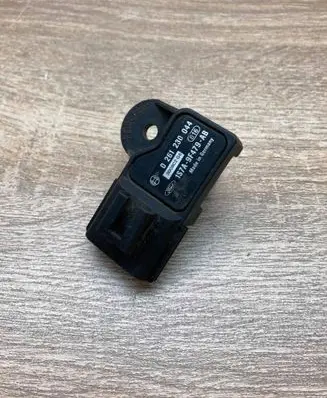 Volvo V50 Air pressure sensor 1S7A9F479AB 0261230044