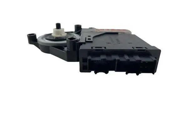 Volvo V40 Front door window regulator motor 31674755