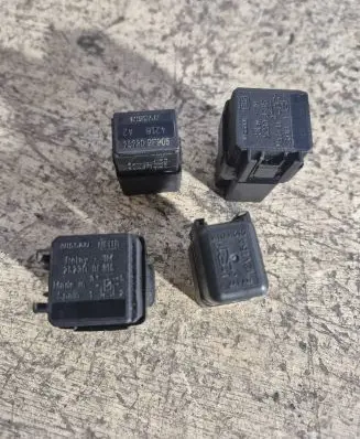 Nissan Primera Other relay 252309F905 9TZ7