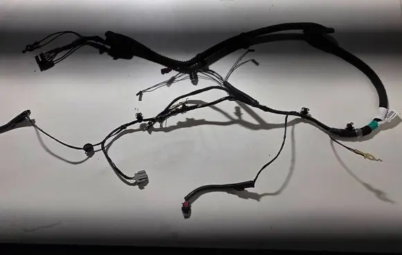 Tesla Model 3 Tailgate/trunk wiring harness P2068789-02-B