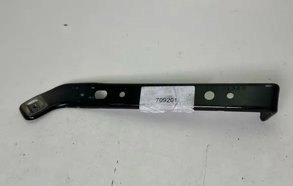 Ford Mustang VI Fender mounting bracket FR3B16C198BC