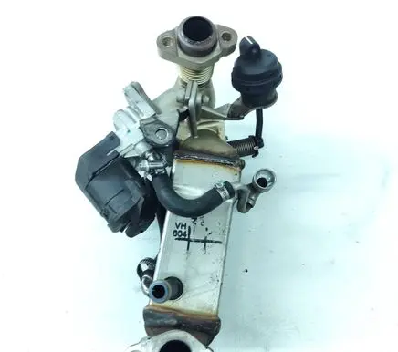 BMW 5 F10 F11 EGR valve cooler 7805446