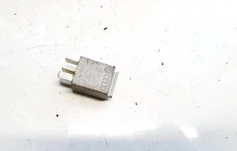 Audi A3 S3 8P Other relay 1K0951253A