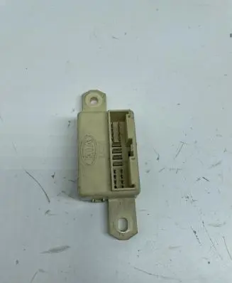 KIA Sorento Sensor 04436N AK4668 BLICM