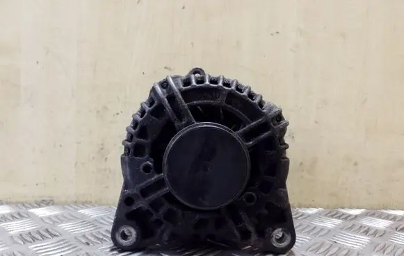 Nissan Qashqai Generator/alternator 0124525140 8200728292