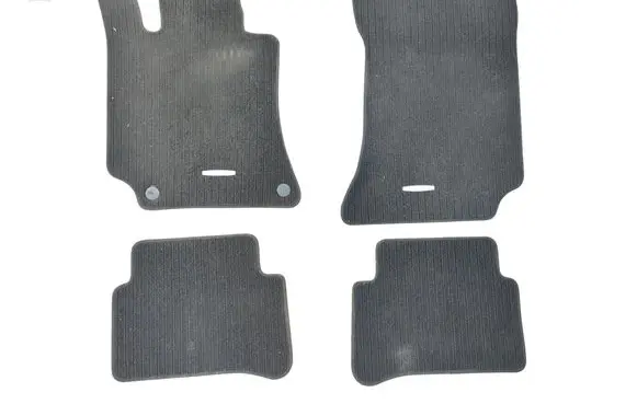 Mercedes-Benz E W212 Car floor mat set 2126802748 251113HR1400V2 2126840803