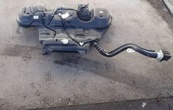 Renault Scenic III - Grand scenic III Fuel tank 172028330R
