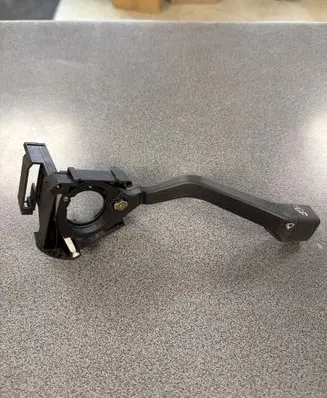 Volkswagen Golf II Wiper control stalk 357953519