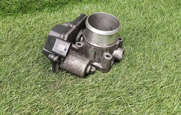 KIA Ceed Throttle valve 351002A900 5WY9174E