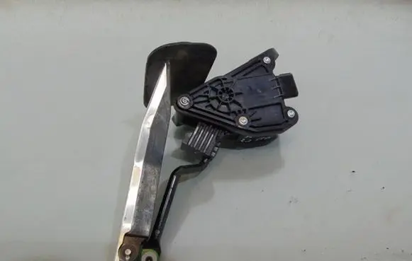 Honda Civic Accelerator throttle pedal