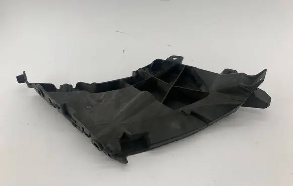 Audi A7 S7 4G Front bumper mounting bracket 4G8807284C